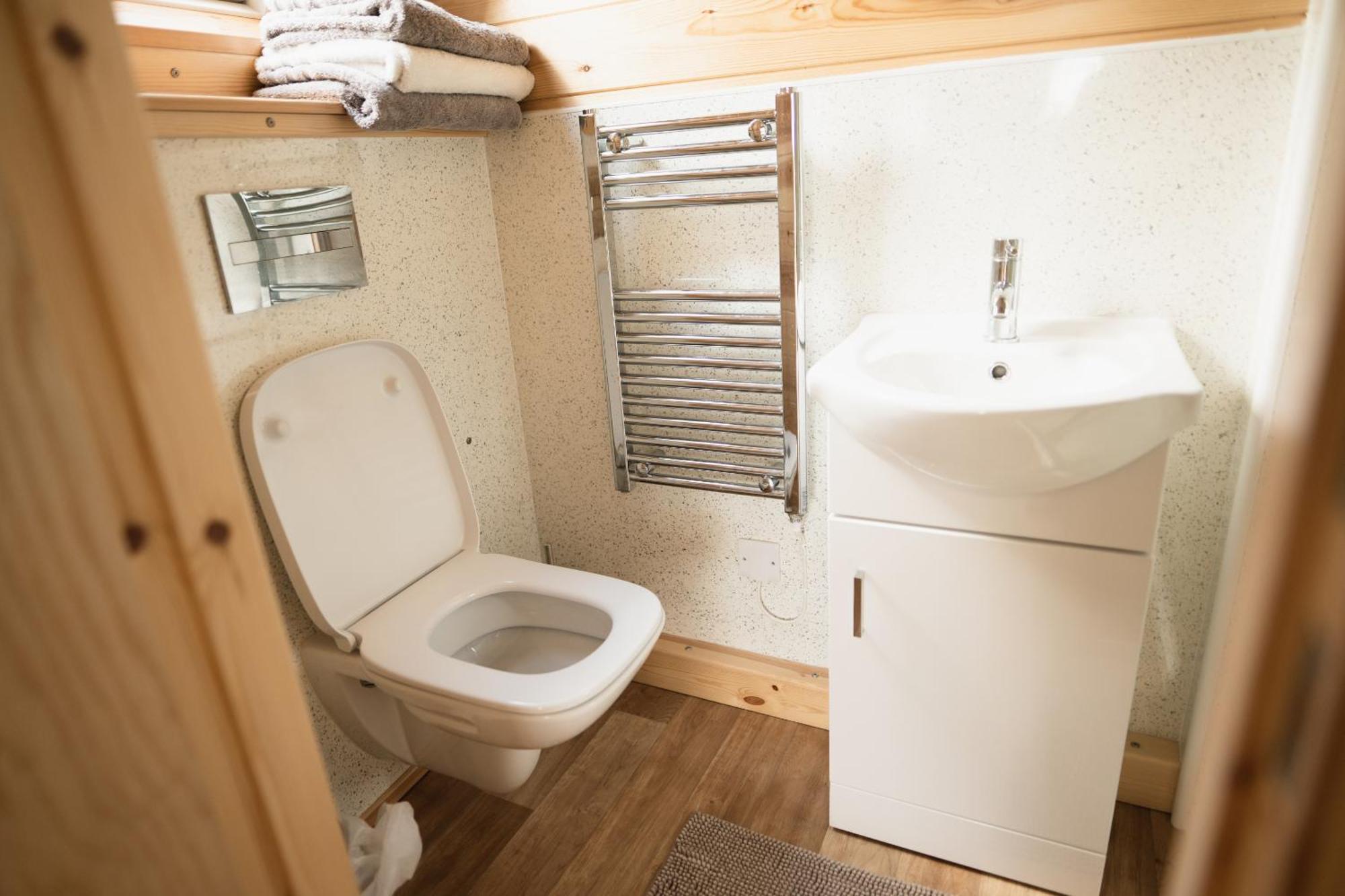 Rivendell Farm By Wigwam Holidays Carmarthen Rom bilde